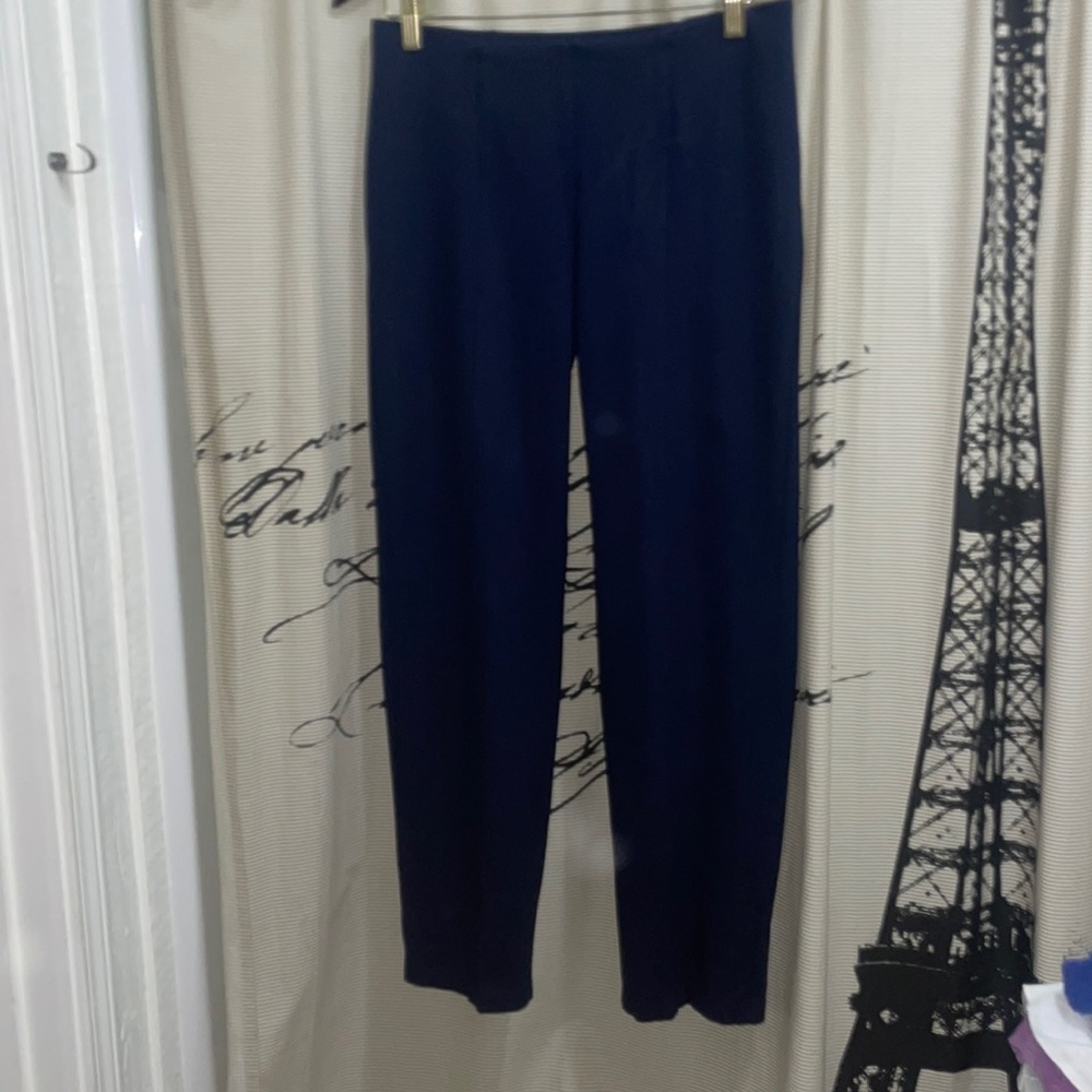 2/$15 closet clean-out, NYGARD LUXE SLIMS straight pants size medium